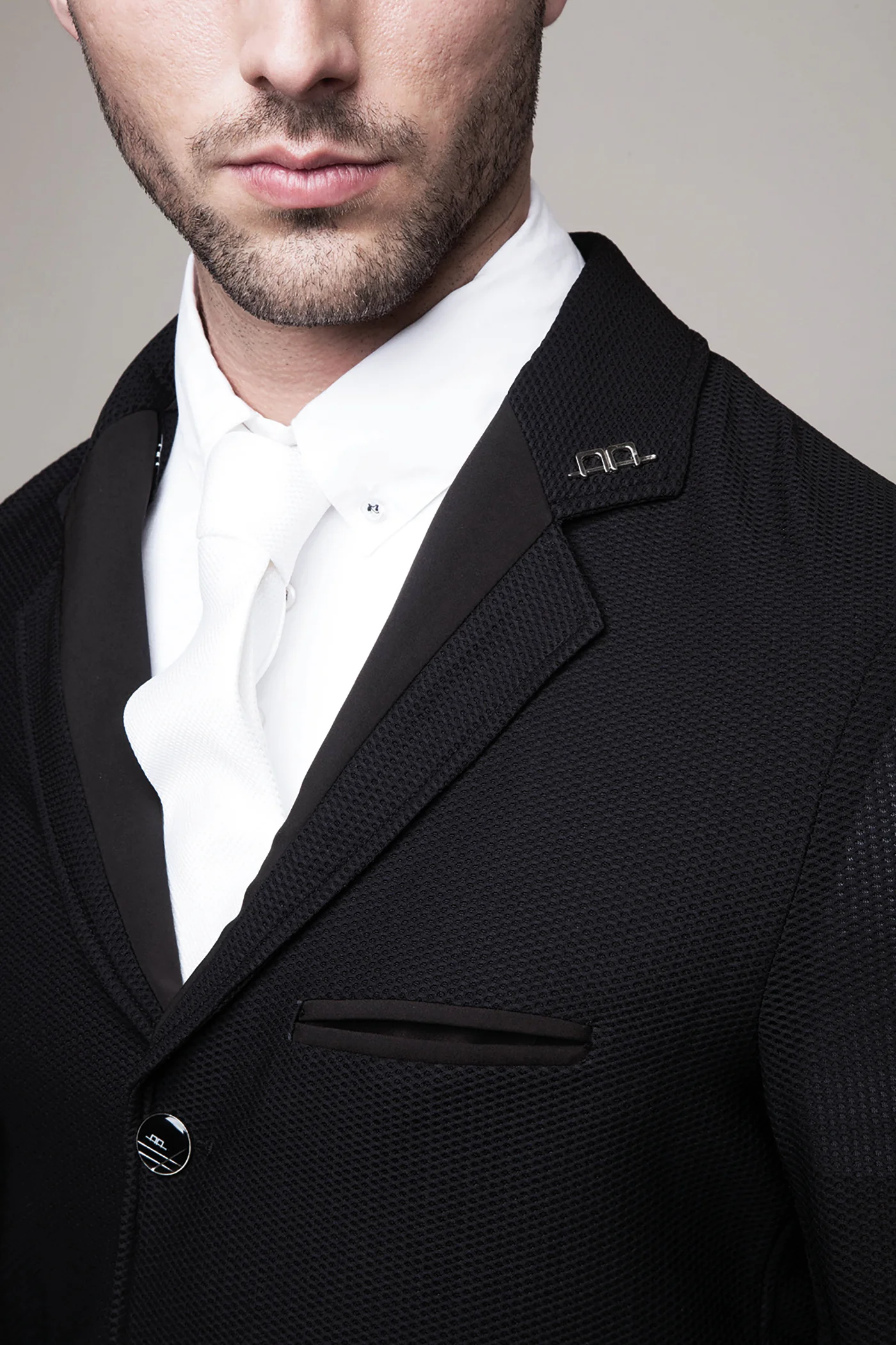 AA® Men’s MotionLite Show Coat - Image 3