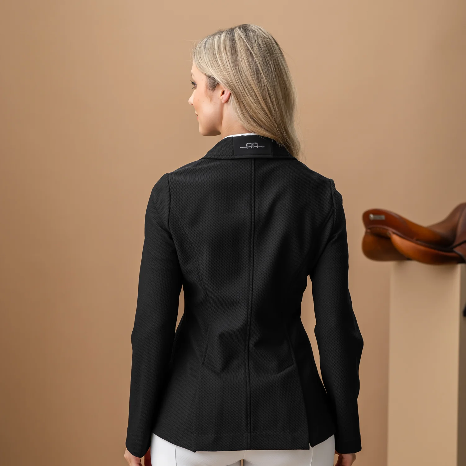 AA® Platinum Bonded Motionlite Show Jacket - Image 8
